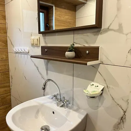 Maison d'hôtes за гости царвулджиеви Koprivchtitsa